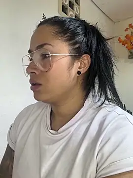 Snapshot of Sweet__Nurse1 chatting on April 21, 2026, 1:42 am Sweet Nurse1 online show from April 21, 2026, 1:42 am