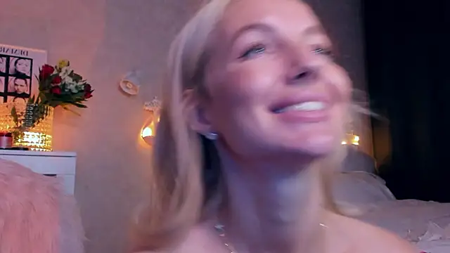 Snapshot of aestetick chatting on March 23, 2026, 7:25 pm aestetick online show from March 23, 2026, 7:25 pm