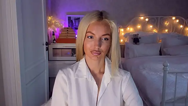 aestetick online show from January 18, 2026, 9:46 am