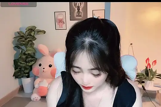  Aimy  online show from October 26, 2025, 4:29 pm