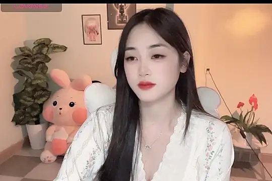  Aimy  online show from November 29, 2025, 4:18 pm