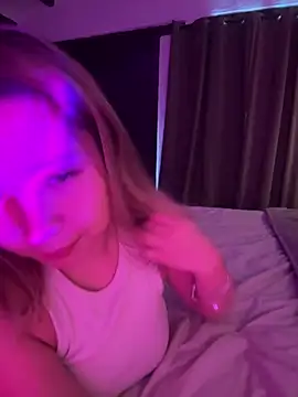 -SofiaCastillo- online show from March 19, 2026, 4:18 pm