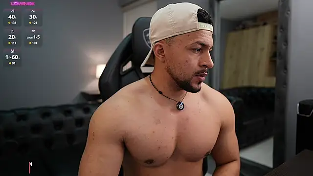 Snapshot of Martin_Logan chatting on February 13, 2026, 12:32 am Martin Logan online show from February 13, 2026, 12:32 am