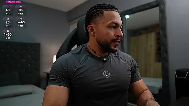 Martin Logan online show from November 7, 2025, 11:08 pm