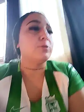 Juanamd1 online show from October 3, 2025, 10:33 pm