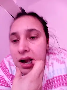 Juanamd1 online show from March 22, 2025, 11:11 am