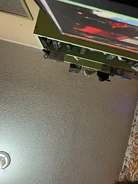 diegotorresd2312 online show from February 8, 2026, 7:39 am