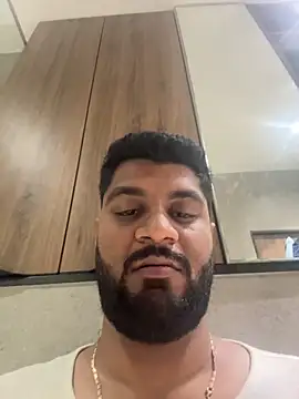 shrreyyyy online show from March 4, 2026, 8:38 pm