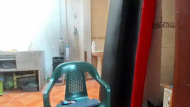 Snapshot of MasterSEX420 chatting on February 7, 2025, 7:06 pm MasterSEX420 online show from February 7, 2025, 7:06 pm