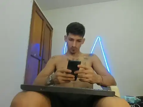 MasterSEX420 online show from February 3, 2026, 8:03 pm