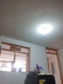 EmmaTorres  online show from November 20, 2025, 4:18 pm