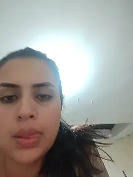 EmmaTorres  online show from November 21, 2025, 6:51 pm