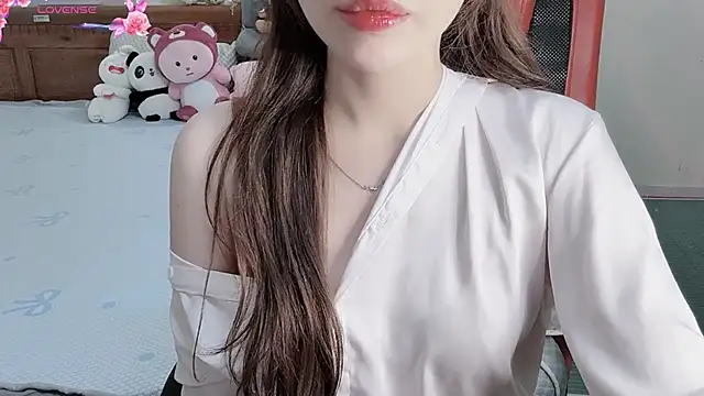 TrinhH Nabbi online show from April 19, 2026, 2:40 pm