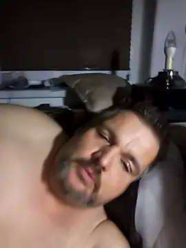 Ronny2510 online show from February 3, 2026, 9:31 pm