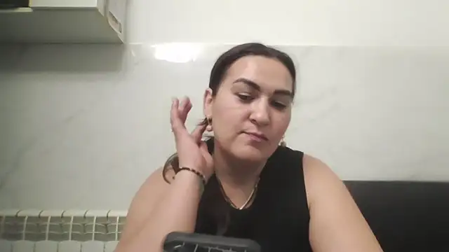 milfmomxx online show from September 25, 2025, 9:37 am