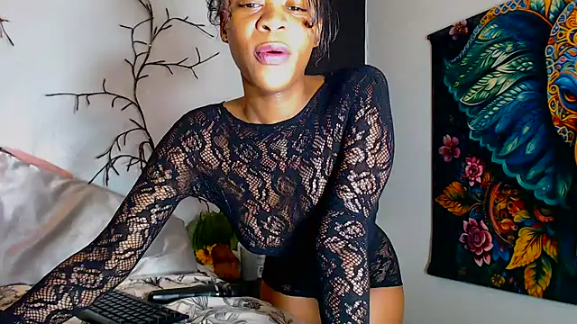 Snapshot of FRUITOFEDEN01 chatting on February 2, 2025, 9:18 am FRUITOFEDEN01 online show from February 2, 2025, 9:18 am