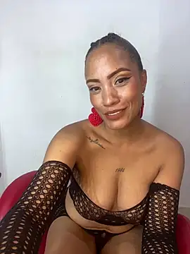 AdelaHaneix online show from March 13, 2026, 11:10 pm