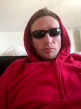 Snapshot of aaronmc311840 chatting on October 20, 2025, 3:45 pm aaronmc311840 online show from October 20, 2025, 3:45 pm