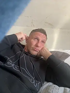 Snapshot of aaronmc311840 chatting on October 16, 2025, 6:38 pm aaronmc311840 online show from October 16, 2025, 6:38 pm