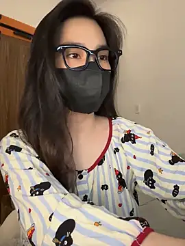 Lilisa miu online show from September 25, 2025, 5:08 pm