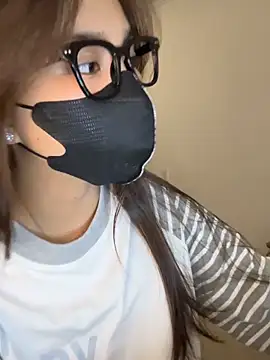 Snapshot of Lilisa_miu chatting on January 19, 2026, 4:11 pm Lilisa miu online show from January 19, 2026, 4:11 pm