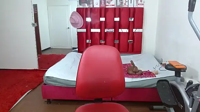 krystal thomson online show from September 16, 2025, 3:13 pm