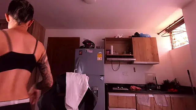 Cutie Shy  online show from March 9, 2026, 3:59 pm