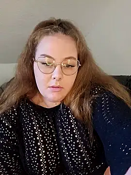 Snapshot of _Julie_x chatting on September 20, 2025, 11:26 am Julie x online show from September 20, 2025, 11:26 am