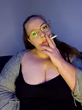 Snapshot of _Julie_x chatting on December 10, 2024, 6:38 pm Julie x online show from December 10, 2024, 6:38 pm