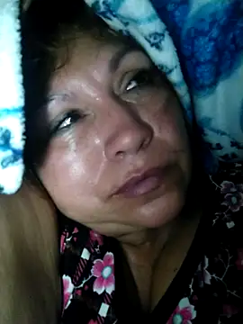 Snapshot of Kazsandraa chatting on September 29, 2025, 12:00 pm Kazsandraa online show from September 29, 2025, 12:00 pm