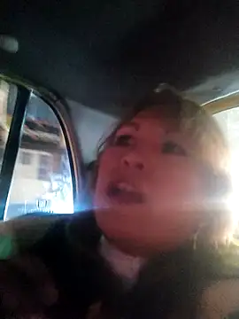 Snapshot of Kazsandraa chatting on October 8, 2025, 2:35 am Kazsandraa online show from October 8, 2025, 2:35 am