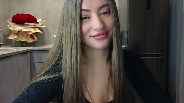 Snapshot of Cinderella____ chatting on March 22, 2025, 11:31 pm Cinderella online show from March 22, 2025, 11:31 pm