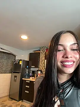 Snapshot of samantha_kevin chatting on February 25, 2025, 4:14 am samantha kevin online show from February 25, 2025, 4:14 am