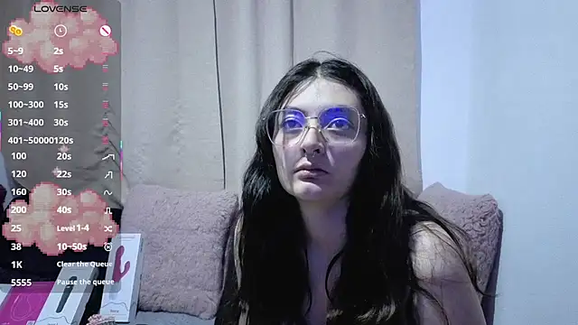 Snapshot of lessliee22_ chatting on July 5, 2026, 5:58 am lessliee22 online show from July 5, 2026, 5:58 am