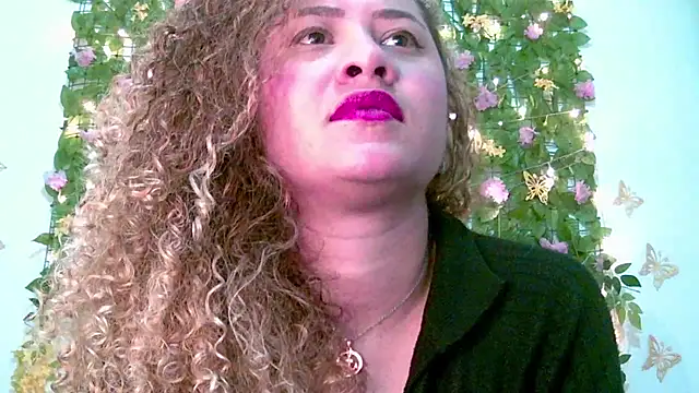 Crysrus online show from March 18, 2026, 2:15 am