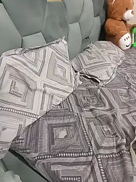 Snapshot of HEENA_022 chatting on September 23, 2025, 9:22 pm HEENA 022 online show from September 23, 2025, 9:22 pm