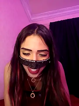 ---sophia--- online show from November 17, 2025, 11:31 pm