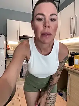 Lara Bergmann online show from April 21, 2026, 8:54 am