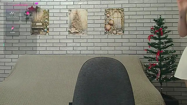 EmiliaDuchess online show from January 25, 2025, 8:00 am