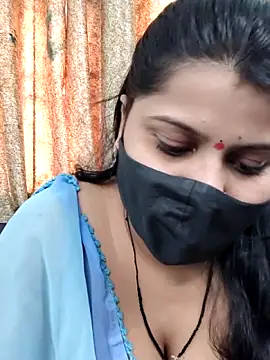 Snapshot of Hotty-simran chatting on October 28, 2025, 4:57 am Hotty-simran online show from October 28, 2025, 4:57 am