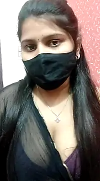 Snapshot of Hotty-simran chatting on March 8, 2025, 4:34 am Hotty-simran online show from March 8, 2025, 4:34 am