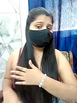 Snapshot of Hotty-simran chatting on February 21, 2025, 4:40 am Hotty-simran online show from February 21, 2025, 4:40 am