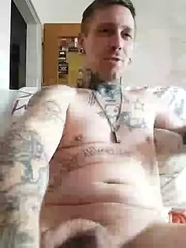 Snapshot of Schabernack1990 chatting on December 2, 2024, 9:19 am Schabernack1990 online show from December 2, 2024, 9:19 am