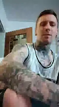 Snapshot of Schabernack1990 chatting on January 7, 2025, 2:31 am Schabernack1990 online show from January 7, 2025, 2:31 am