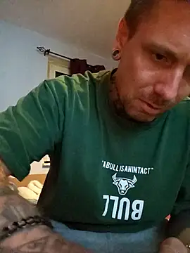 Snapshot of Schabernack1990 chatting on September 30, 2025, 11:22 pm Schabernack1990 online show from September 30, 2025, 11:22 pm