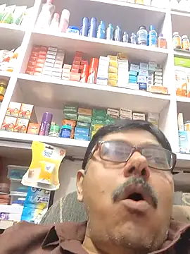 Snapshot of Srmotrs chatting on March 4, 2026, 3:09 pm Srmotrs online show from March 4, 2026, 3:09 pm