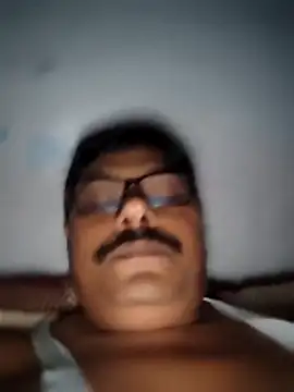 Snapshot of Srmotrs chatting on February 22, 2026, 6:09 pm Srmotrs online show from February 22, 2026, 6:09 pm