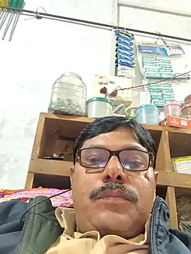 Snapshot of Srmotrs chatting on January 19, 2026, 3:49 pm Srmotrs online show from January 19, 2026, 3:49 pm