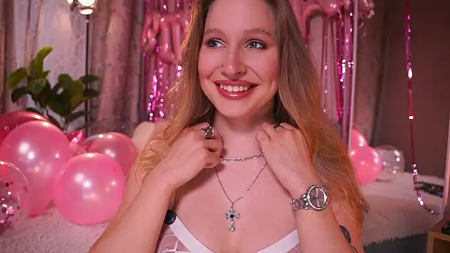 AnnLevine online show from September 21, 2025, 2:44 pm