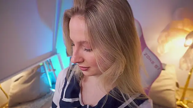 Snapshot of AnnLevine chatting on January 10, 2026, 1:50 pm AnnLevine online show from January 10, 2026, 1:50 pm